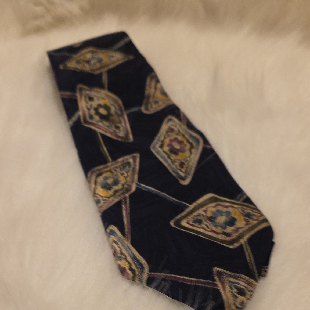 Mens Tie